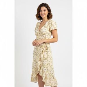 Mi Ami for Francesca’s Yellow Floral Wrap Dress – Size Small